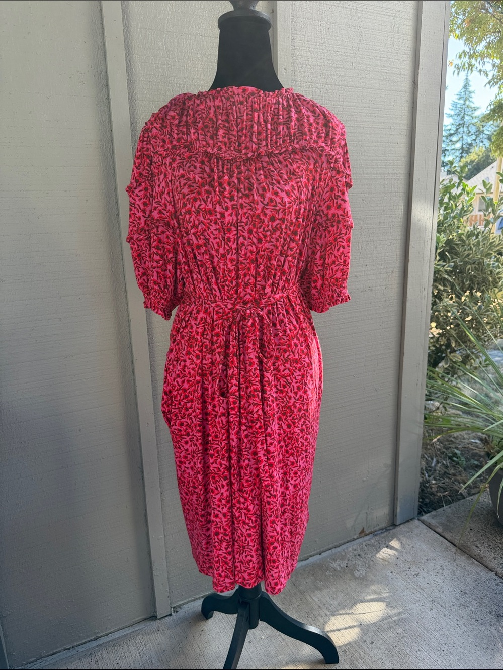 Boden Hot Pink & Black Floral Tie-Waist Midi Dress